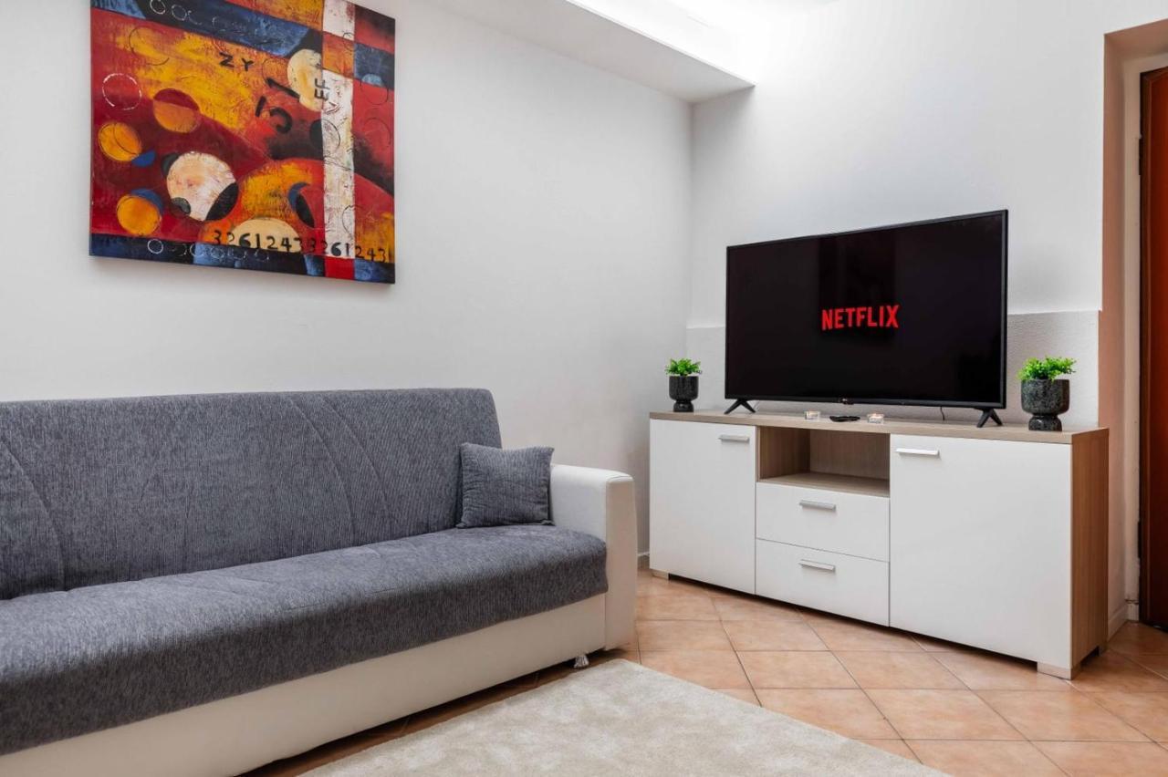 Loft Porta Romana - Cozy Apartment & Wi-Fi Milano Eksteriør billede